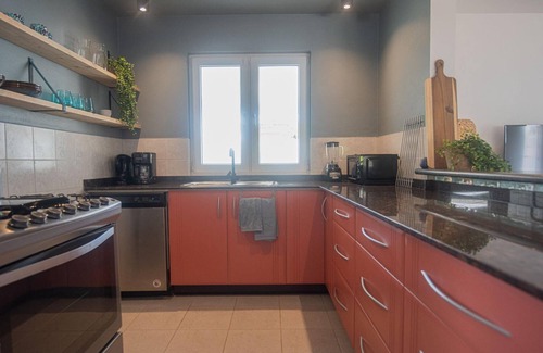 Oranjestad Villa | NEW Cozy Casa in Oranjestad