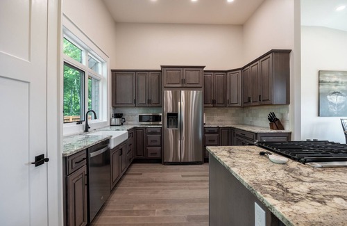 Glenville Casa | New Custom Home in Chinquapin Rich with Amenities
