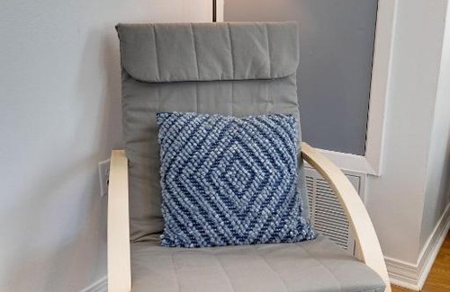 Navarre Apartamento | NEW Cute & Private Studio Apartment in Navarre