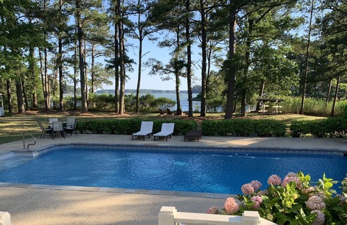 Bozman Casa | New dates released! Enjoy reflections of sunsets and golden leaves on the water!