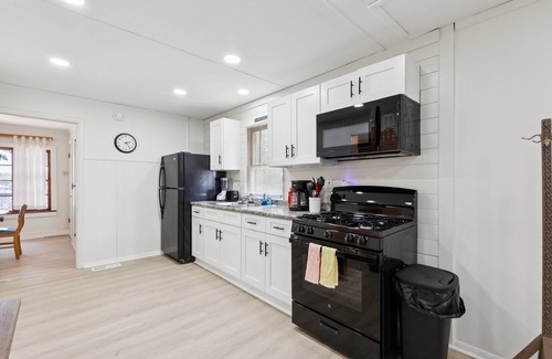 Monticello Casa | NEW! Dave's Last Resort-House on the Lake