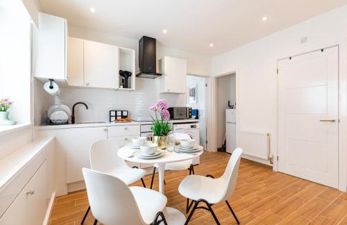 Plumstead Apartamento | New! Delightful 2BR Flat in Woolwich