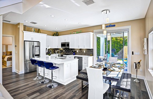 Delray Beach Casa | New Designer's Dream Delray Beach Oasis: Heated Pool, Large Patio, Close to Ave!