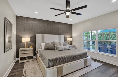 Delray Beach Casa | NEW Designer's Dream Delray Beach Oasis w/ Private Pool, Patio, close to Ave!