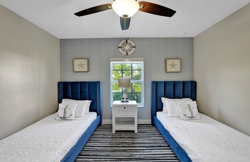 Delray Beach Casa | NEW Designer's Dream Delray Beach Oasis w/ Private Pool, Patio, close to Ave!