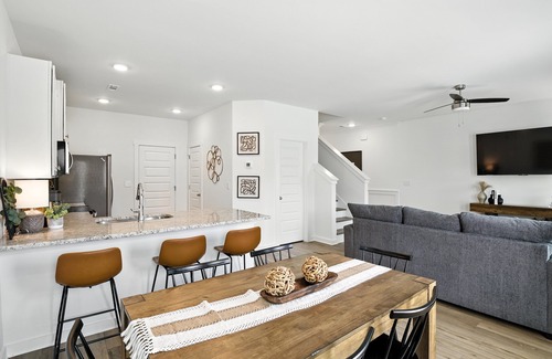 Normal Casa | NEW! Discovery Point Getaway