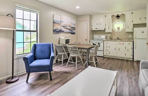 Winchester Cabina | Dog-Friendly Lakefront Cabin w/ Deck Dining!