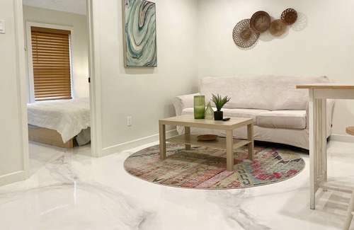 Delaware Casa | New Downtown Loft Apartment