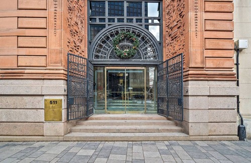 International District Apartamento | Luxury MTL Old port 2 BR 2 BA Apartment