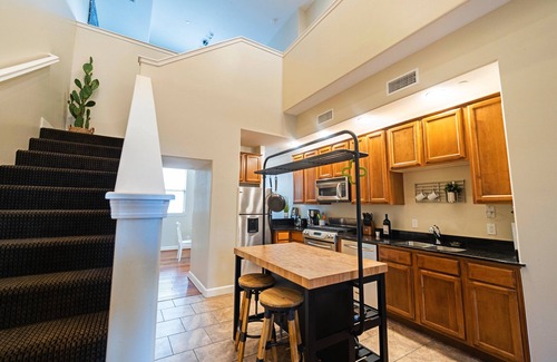 Riverside Casa | ¡NUEVO! Downtown Tempe Loft - Camine hasta ASU y Mill Ave.