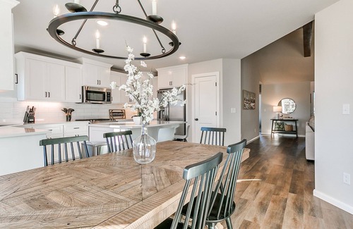 Broken Arrow Casa | New Dream Home in Broken Arrow!