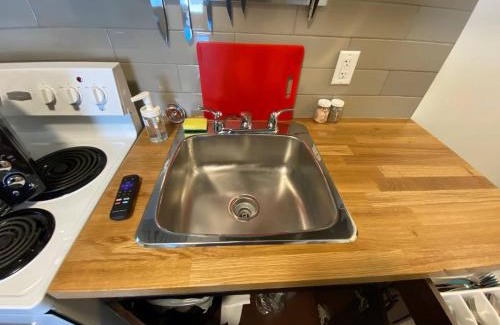 North Central Edmonton Apartamento | New Dt Apartment Walk To All