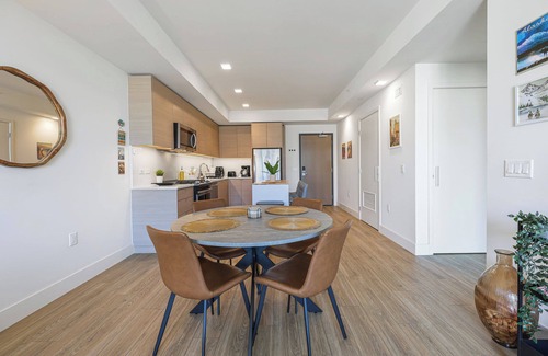 Civic Core Apartamento | NEW DT San Diego Stay Queen Bed, Pool & Sauna