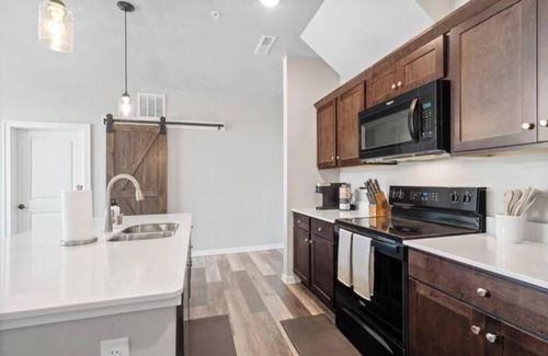 Howard Apartamento | New Duck Creek Apt - 2 Bd/2 BA Modern Comfort