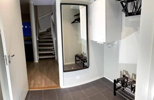 Alna Apartamento | NEW Duplex Apartment Near the City With Free Private Parking