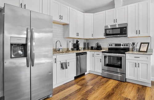 Boiling Springs Casa | New duplex; sleeps 6! Pet friendly! Perfect for traveling medical and families!