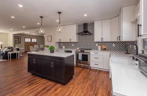 Accident Casa | New! El Sueno: Lake Area, Wood Fireplace!