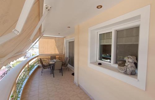 Acharnes Apartamento | NEW elegant roof apartment