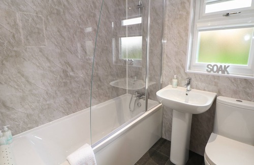 Peak District National Park Casa | NEW ELM TREE FARM, family friendly in Chapel-En-Le-Frith