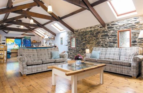 Liskeard Casa | New England-Uk12750