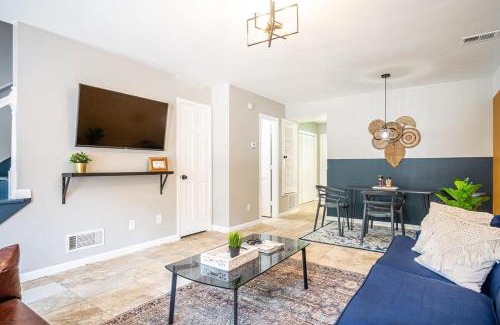 Norcross Casa | NEW ENTIRE PLACE COZY QUIET 2b2bTOWNHOUSE SP1273