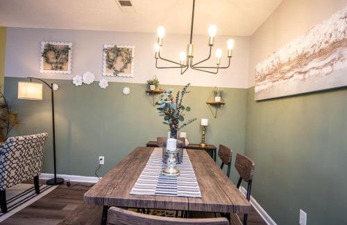 Norcross Casa | NEW ENTIRE PLACE COZY QUIET 2b2b TOWNHOUSE SP1275