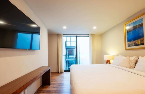 Coyoacán Condominio | NEW Equipped Condo w/GYM & Roof