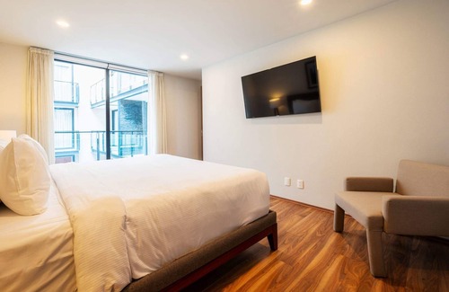 Coyoacán Condominio | NEW Equipped Condo w/GYM & Roof