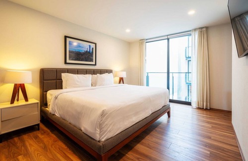 Coyoacán Condominio | NEW Equipped Condo w/GYM & Roof