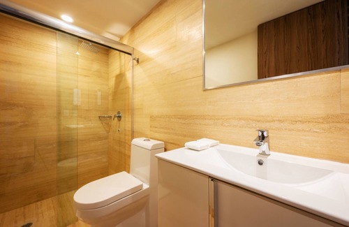 Coyoacán Condominio | NEW Equipped Condo w/GYM & Roof