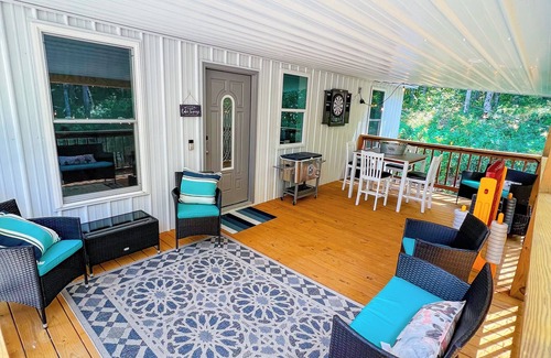 Bronston Casa | New! Swim Spa Escape at Echo Point! 2 King Beds- 5 min from boat ramp