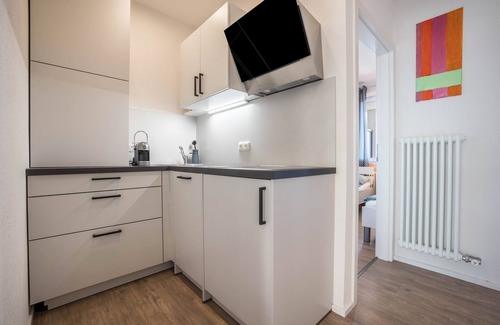 Oldesio Apartamento | Apartamento 'Suite Perlago' con vistas al lago, bañera de hidromasaje y Wi-Fi