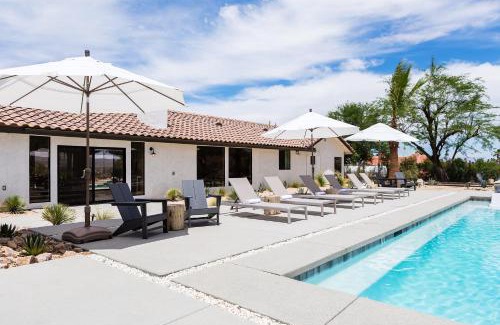 Palm Desert Casa | NEW Experience Base Camp An Exclusive Mountainside Desert Resort with 2 Pools