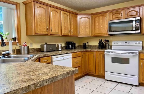 Tobyhanna Casa | NEW !!!Exquisite Poconos kids friendly gateway!!!