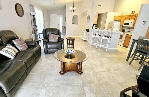 Westridge Casa | NEW Family Fun 4br Vacation Pool Home - Disney/BBQ