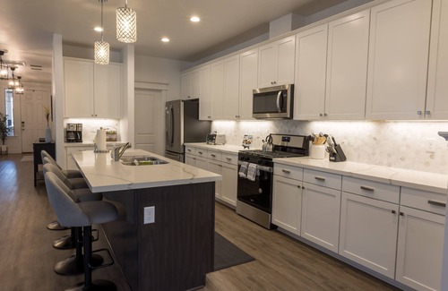 Flagstaff Casa | NEW Flagstaff single-story home with a beautiful backyard and Hot Tub!