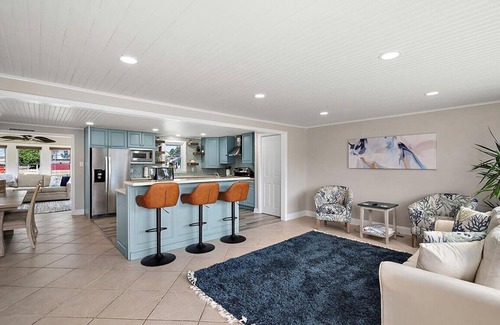 Keen-Wik On the Bay Casa | New for 2025 - 3 BR 2 BA Canal Front Home Close to MD AND DE Beaches
