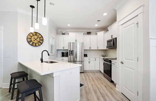 Spanish Wells Casa | New Four BR Luxury Vacation Home on Hilton Head Bikes & Beach Gear included