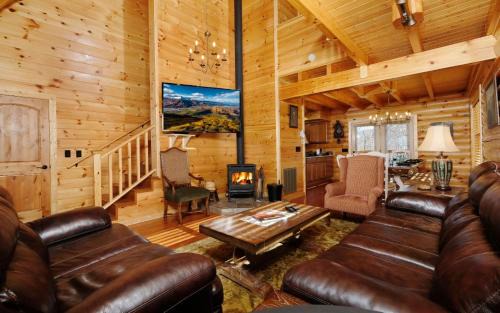Gatlinburg Villa | New Fox Lodge