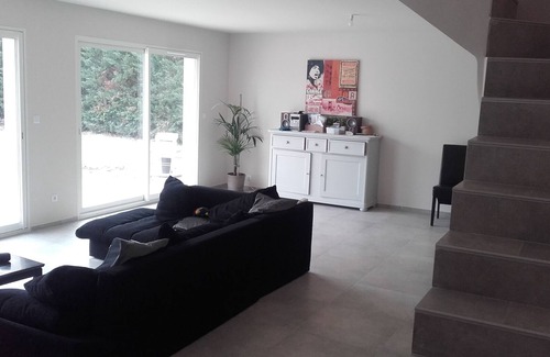Saint-Saturnin-les-Avignon Villa | Nueva Villa con CLIMATIZACIÓN EN SILENCIO