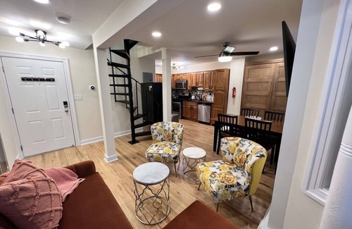The Waterfront Condominio | NEW-Free Prkg-2BR/2.5Bath/3 Queen Size Beds-Duplex