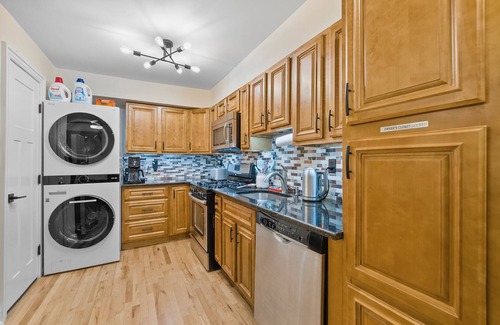 The Waterfront Condominio | NEW-Free Prkg-2BR/2.5Bath/3 Queen Size Beds-Duplex