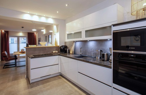 Horum Apartamento | New from 7/ 24, 150 m to the sea, 5 stars, central and quiet, sauna, dogs welcome