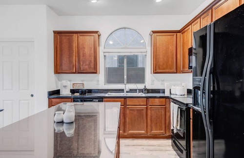 Power Ranch Casa | NEW! Gilbert Home: Luxury Pool & Outdoor Fireplace.