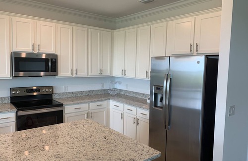 Punta Gorda Condominio | NEW Golf and country club.Stunning 2b 2bath, top floor corner unit/water view
