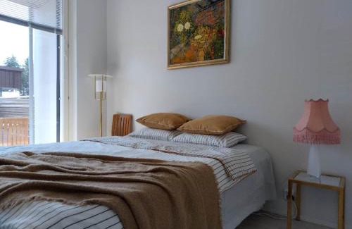 Sundsberg Apartamento | New Golf Apartment With Nordic Art Design