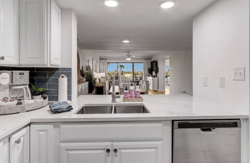 Amelia City Villa | 🏄🏻‍♂️NEW! Gorgeous Oceanfront Ground Floor Villa!