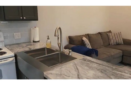 Patterson Casa | New Guest House on Bayou w/Hot tub & Spectacular view