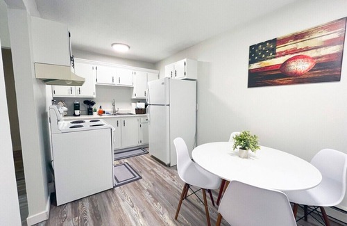 Canton Apartamento | *New* Hall of Fame Apt! - 7 Min Walking Distance