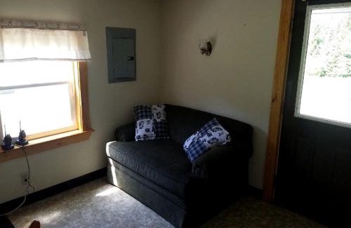 Stewartstown Casa | New Hampshire Cabin near Pittsburg, Ideal for a Vacation in Nature